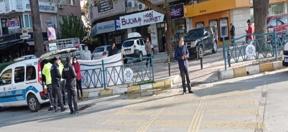 Geri manevra yapan aracın çarptığı kadın yaralandı