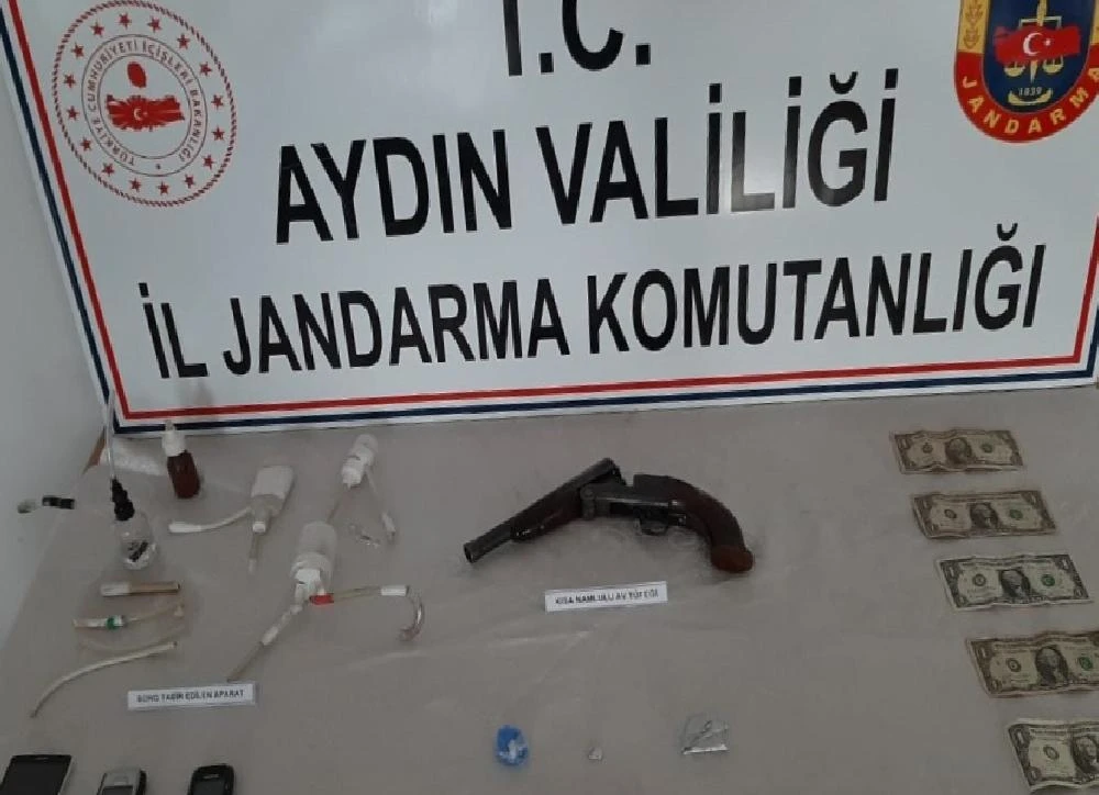 Jandarmadan eş zamanlı operasyon