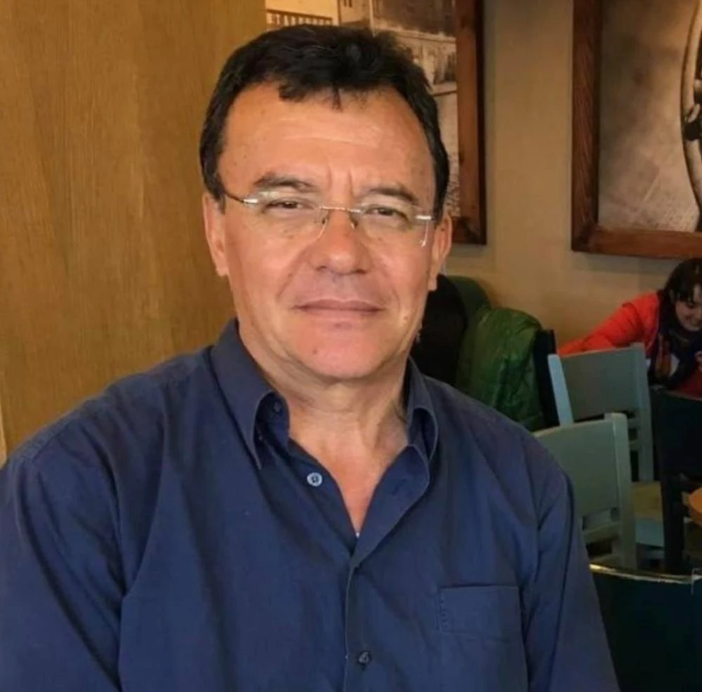 Kuşadalı sağlıkçı korona virüse yenildi