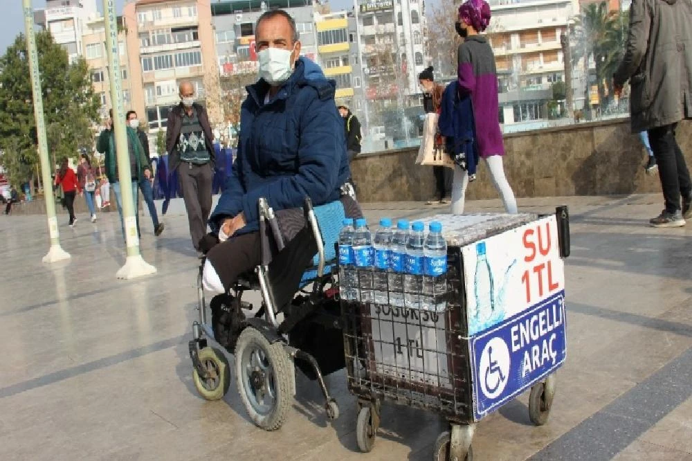 Protez bacak için su satıyor