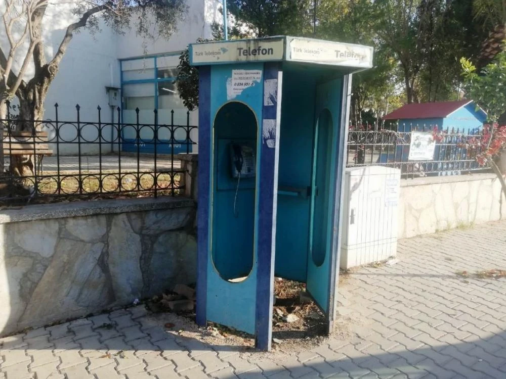 Önünde uzun kuyruklar oluşurdu, şimdi yüzüne bakan yok