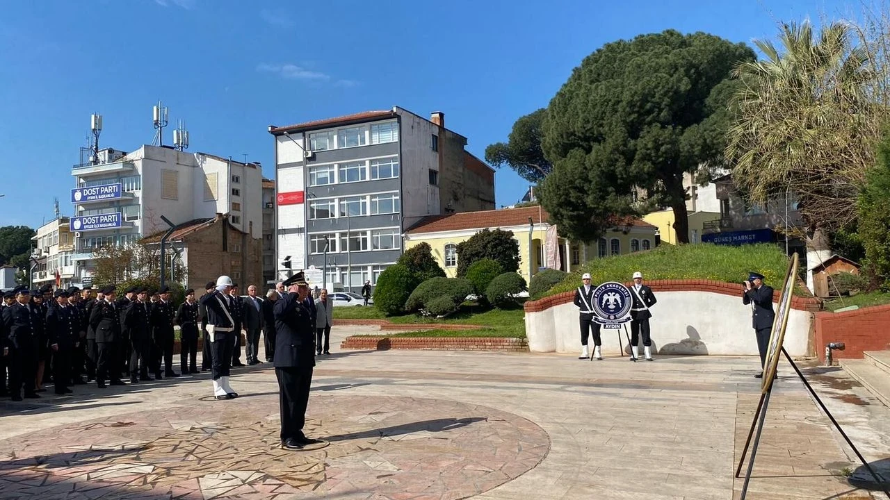 Polis Haftası’nda Aydın Emniyeti’nden Atatürk Anıtı’na Çelenk Töreni