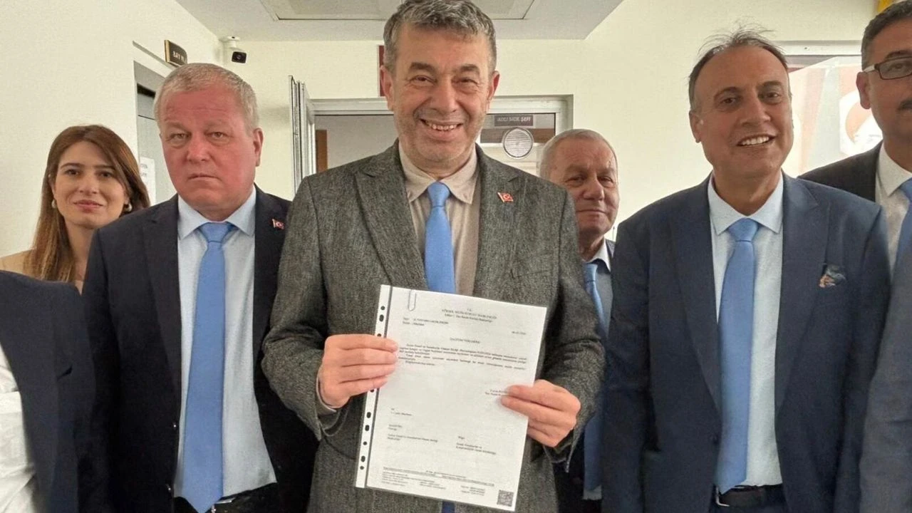 Künkcü Mazbatasını Teslim Aldı