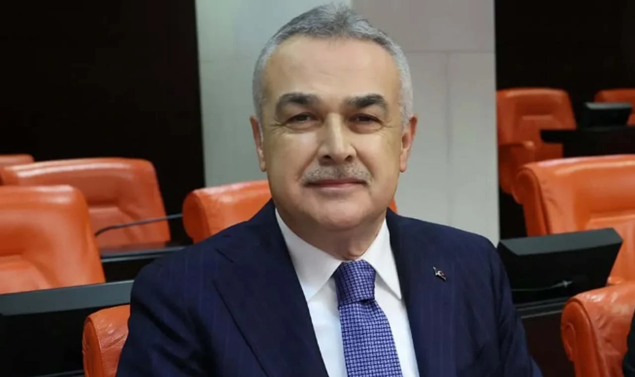 Savaş’tan AK Parti’nin 25. Yılına Mesaj: “Hayal Denilen Projeleri Gerçeğe Dönüştürdük”