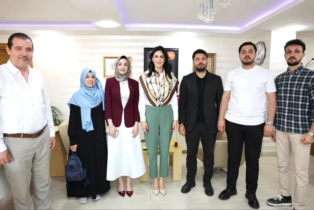 Efeler’de Gönül Buluşması: Sarıbaş Vatandaşlarla Bir Araya Geldi