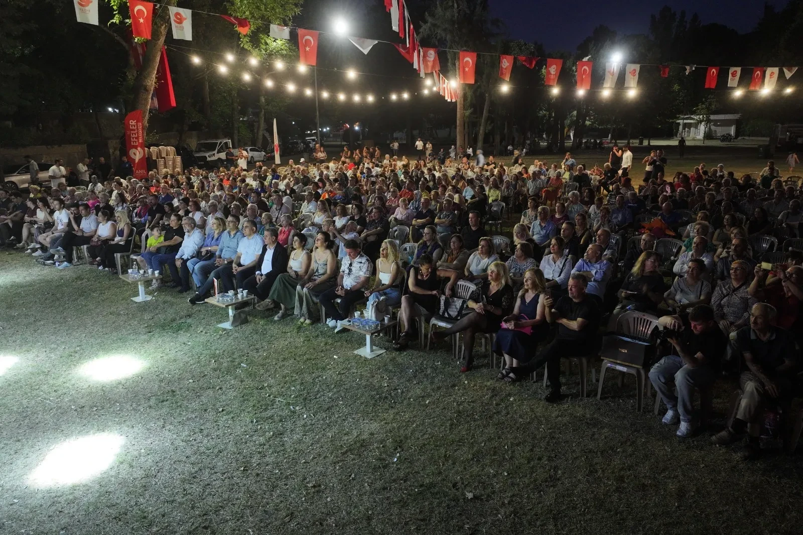 Efeler’de Sanat Gecesi Düzenlenecek