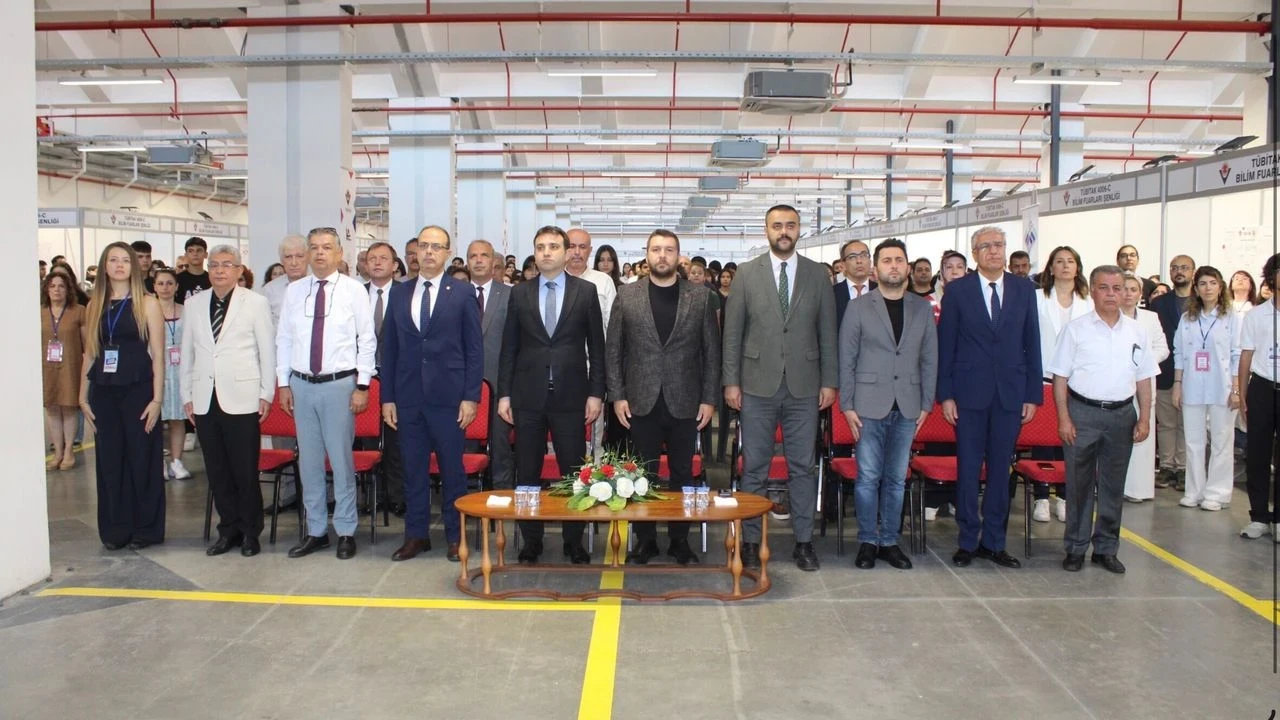 Aydın’da Bilim Fuarı Festivali Kapılarını Açtı