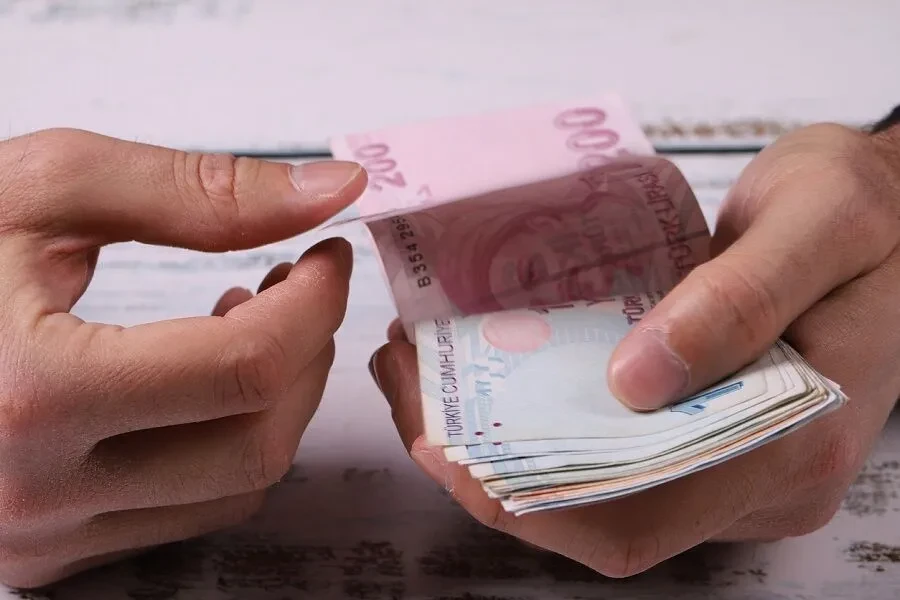 Memur maaş zam farkı ne zaman yatacak? 14 günlük fark ödemesi için gözler resmi açıklamada