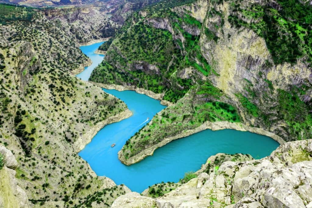 Arapapıştı Kanyonunda Yüzülür Mü?