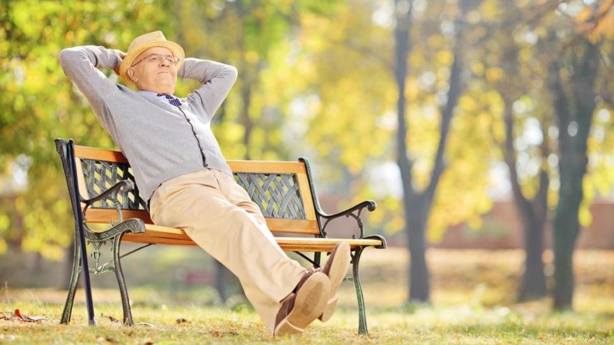 Ne zaman emekli olurum diyenlere Emeklilik yaşı hesaplama aracımız.