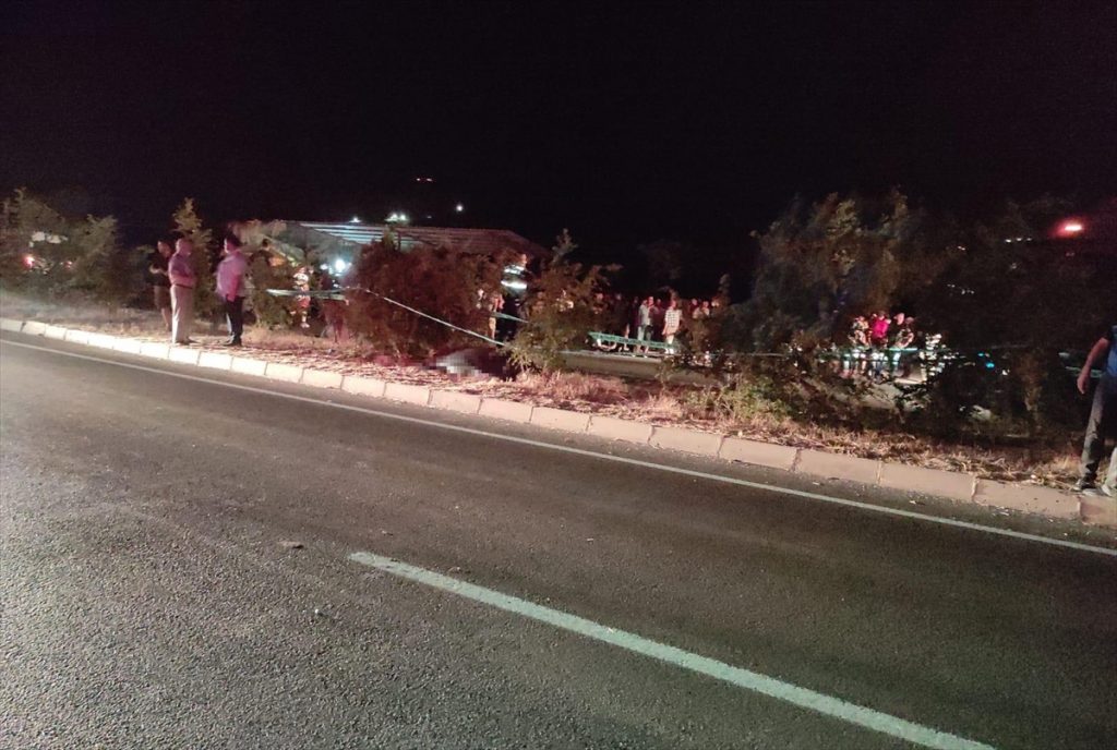 20200818 2 43948242 57504170 Web Aydın'da otomobilin çarptığı özel harekat polisi hayatını kaybetti