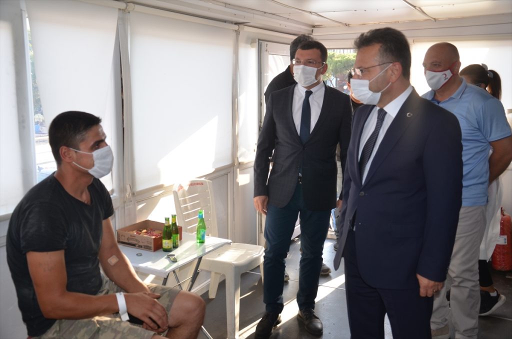 20200827 2 44068906 57693884 Web Aydın Valisi Aksoy'dan kan bağışı kampanyasına destek