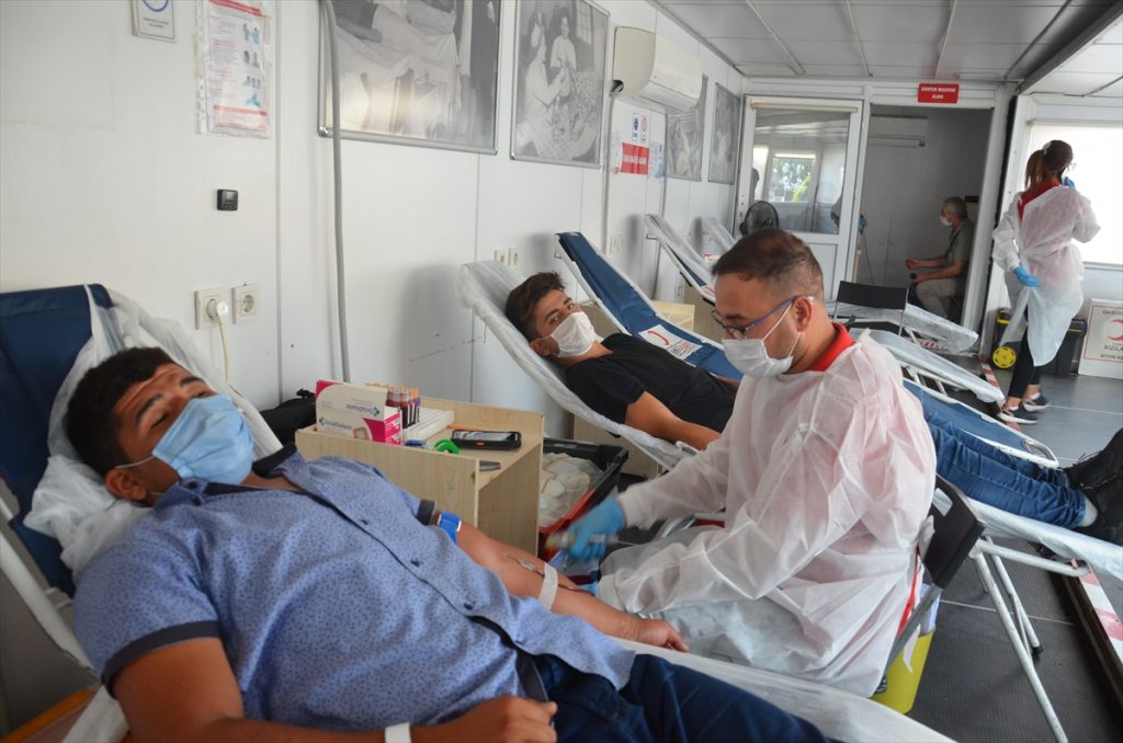 20200827 2 44068906 57693887 Web Aydın Valisi Aksoy'dan kan bağışı kampanyasına destek