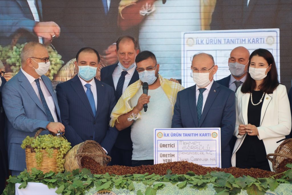 20200827 2 44073918 57700690 Web Tarım ve Orman Bakanı Pakdemirli, kuru üzüm fiyatını açıkladı!