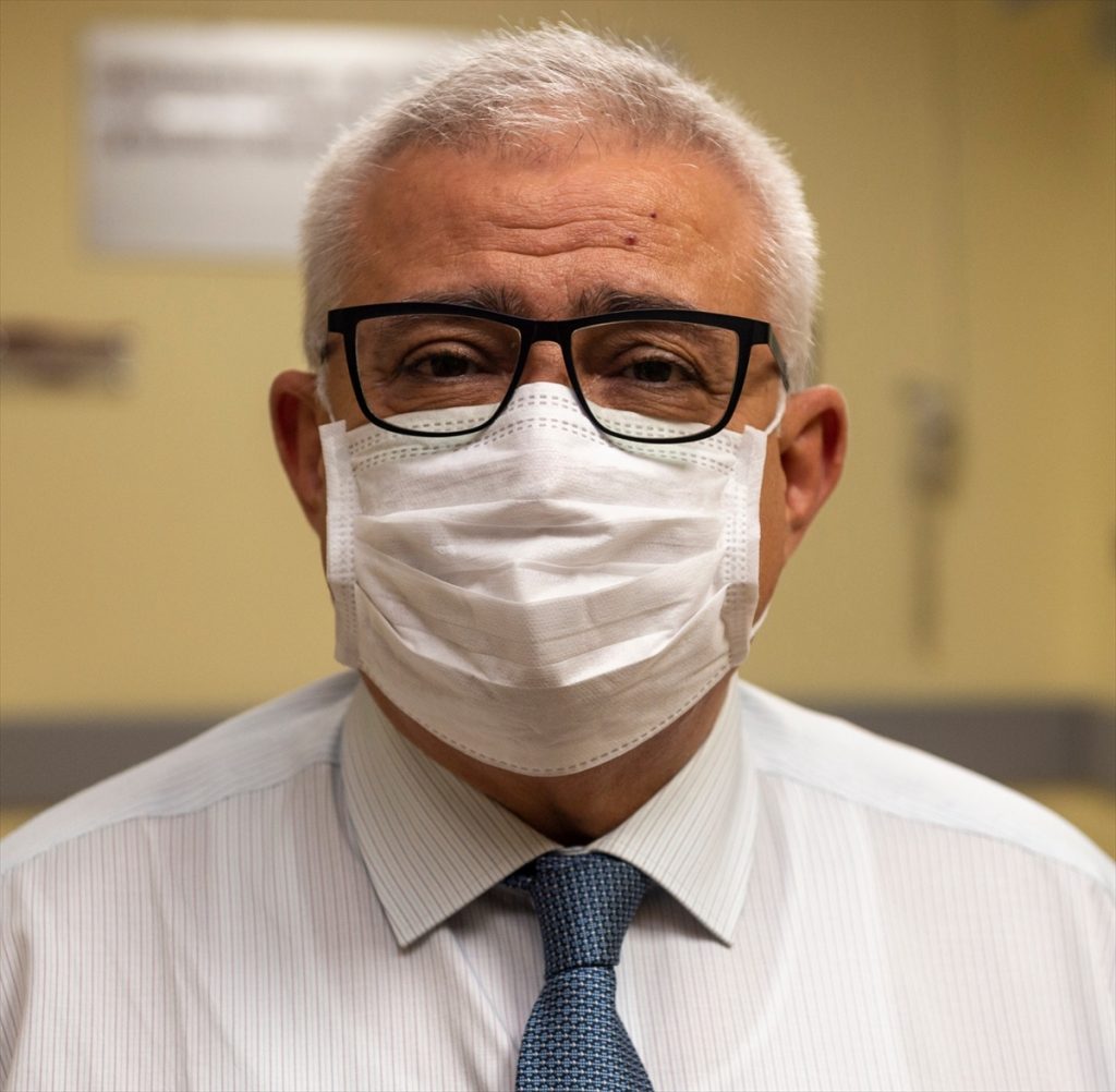 20200831 2 44135316 57804986 Web Tiyatrocu Uğurtan Sayıner, taburcu edildi