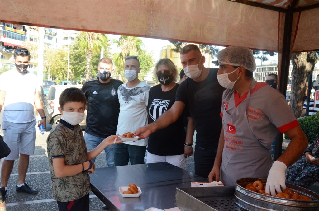 aydinda suleyman seba icin lokma dokuldu 2 Aydın'da Süleyman Seba için lokma hayrı