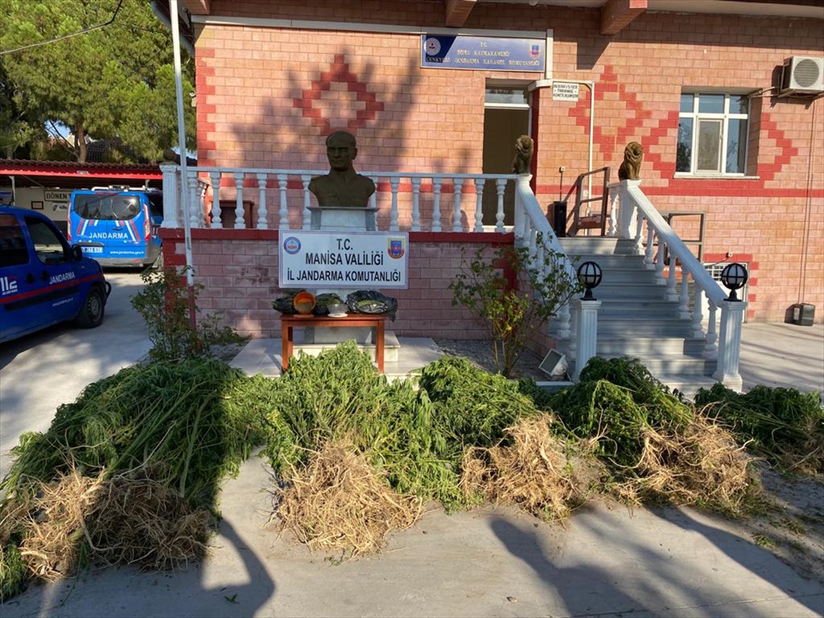 manisada-uyusturucu-operasyonu-3eTNwJnx.jpg