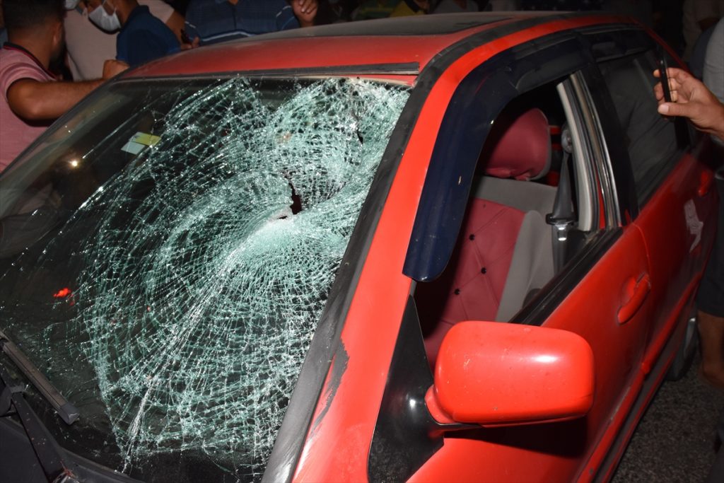 Aydın'da trafik kazasında ölen kişinin yakınları yolu kapattı 1 20200831 2 44139462 57809577 Web Aydın'da trafik kazasında ölen kişinin yakınları yolu kapattı