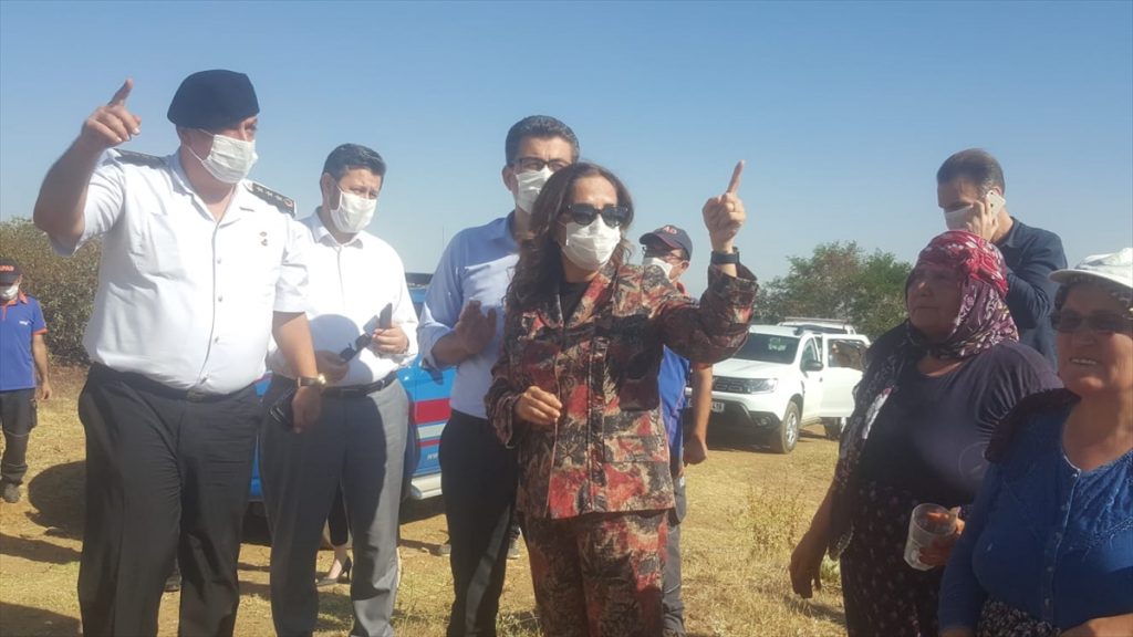 20200903 2 44184083 57880215 Web Uşak'ta orman yangını