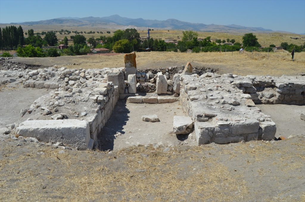 20200904 2 44193558 57893134 Web Amorium Antik Kenti'nin 2021'de turizme açılması bekleniyor