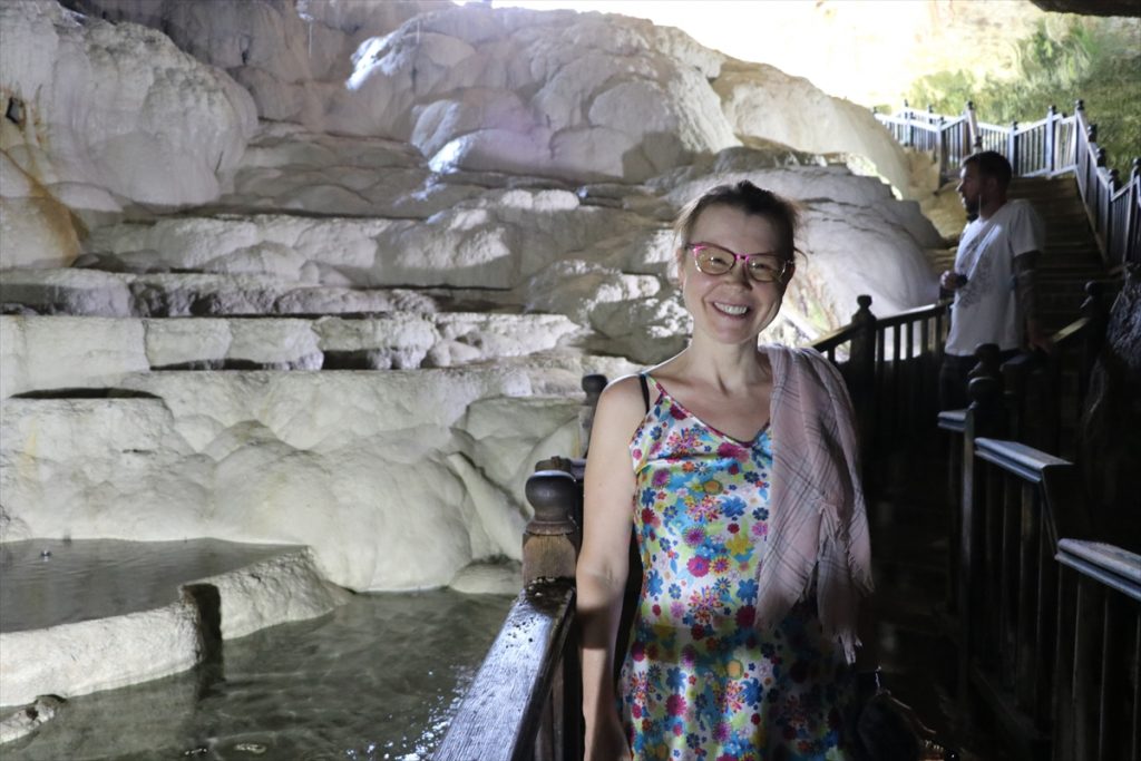 20200904 2 44194082 57894513 Web "Yer altındaki Pamukkale" de görenleri hayran bırakıyor