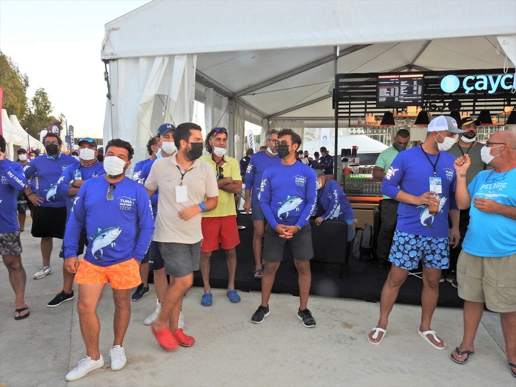 20200907 2 44228285 57950106 Web İzmir'de açık deniz balıkçılık turnuvası başladı