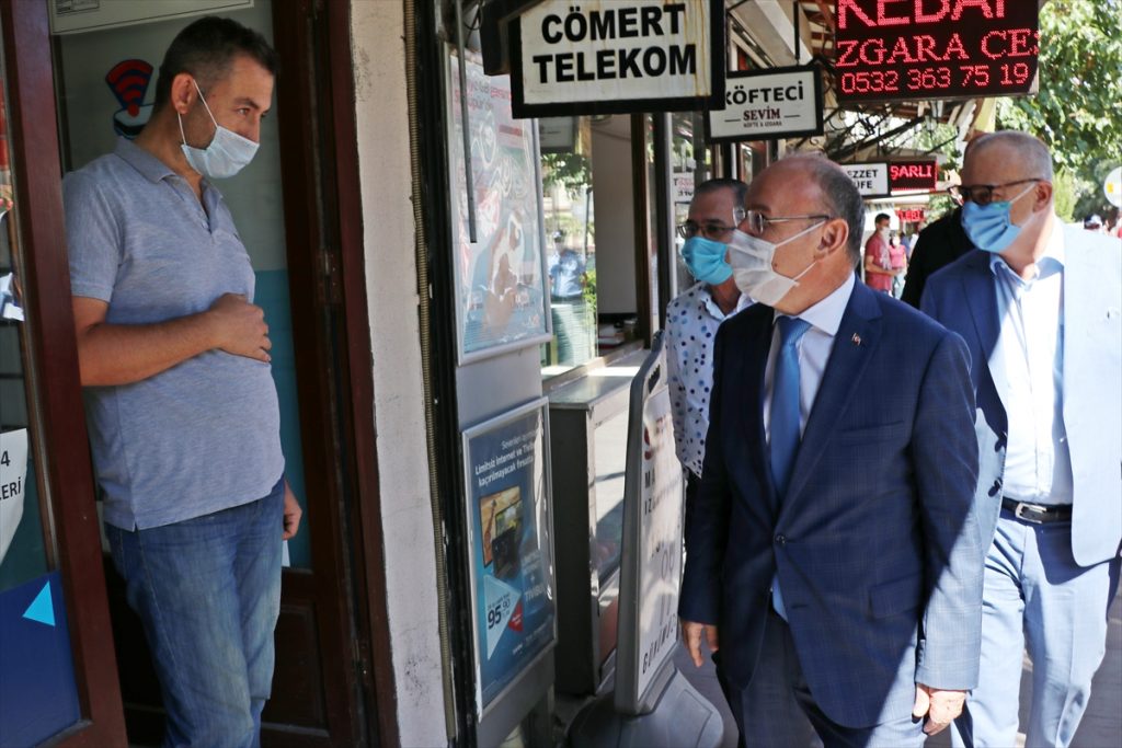 20200910 2 44284040 58029903 Web Ege'de Kovid-19 denetimleri sürüyor