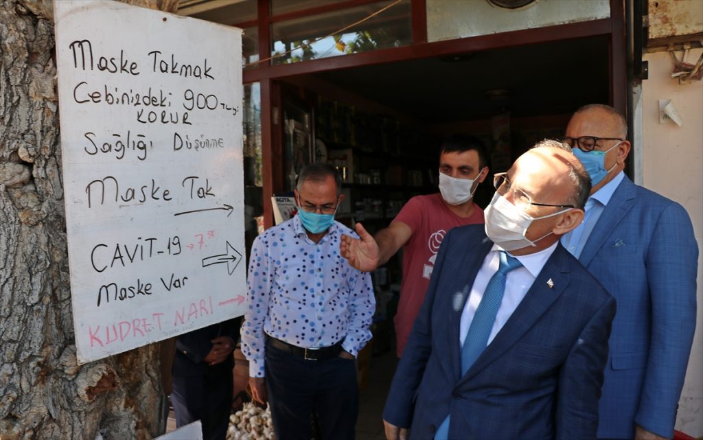 20200910 2 44284040 58029905 Web Ege'de Kovid-19 denetimleri sürüyor