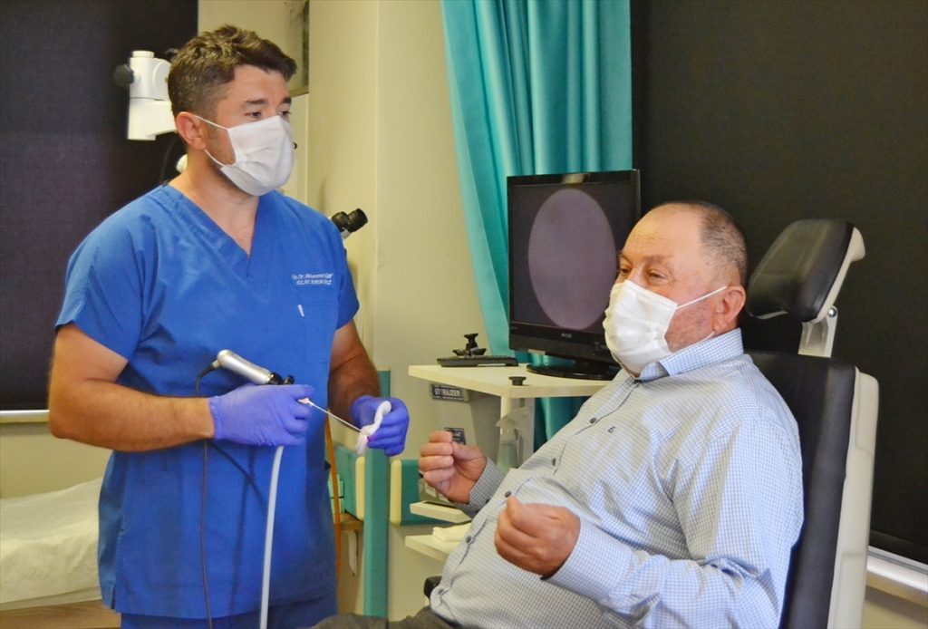 20200922 2 44470854 58323624 Web Manisalı çiftçinin kulağına giren böcek hastanede çıkarıldı