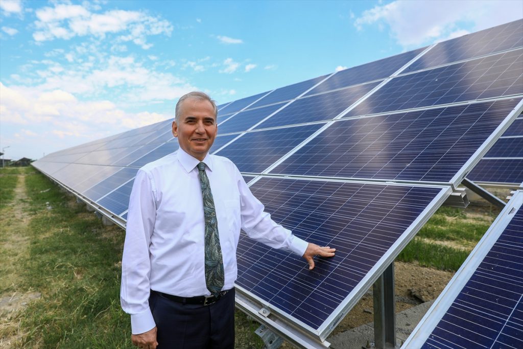 denizli de gunes enerjisinden yilda 4 milyon kilovatsaat elektrik uretimi 3 Denizli'de güneş enerjisinden yılda 4 milyon kilovatsaat elektrik üretimi hedefleniyor