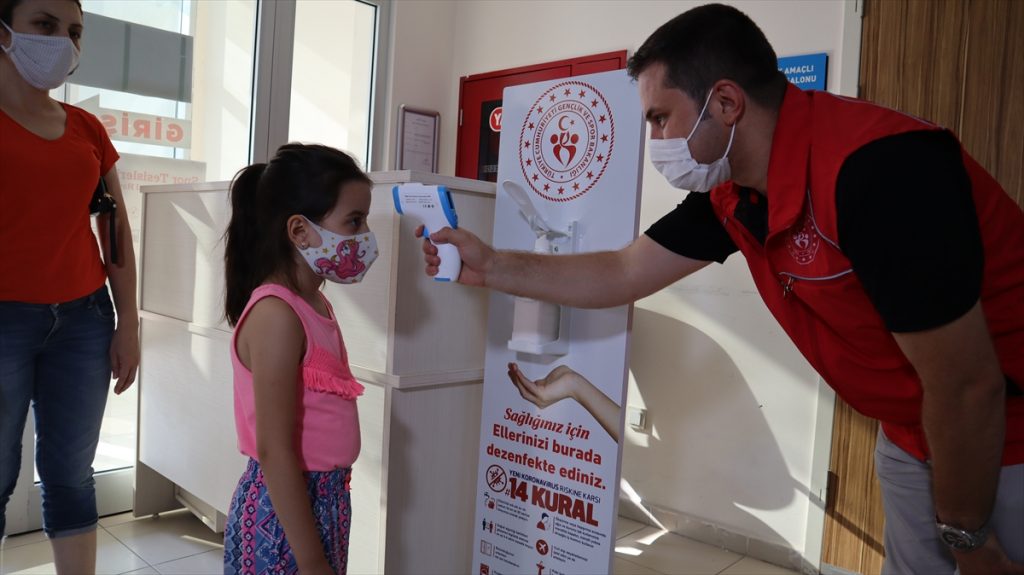 eba noktalari nerede Bakan Kasapoğlu: "345 Gençlik Merkezimizde EBA eğitim seferberliği başlattık"