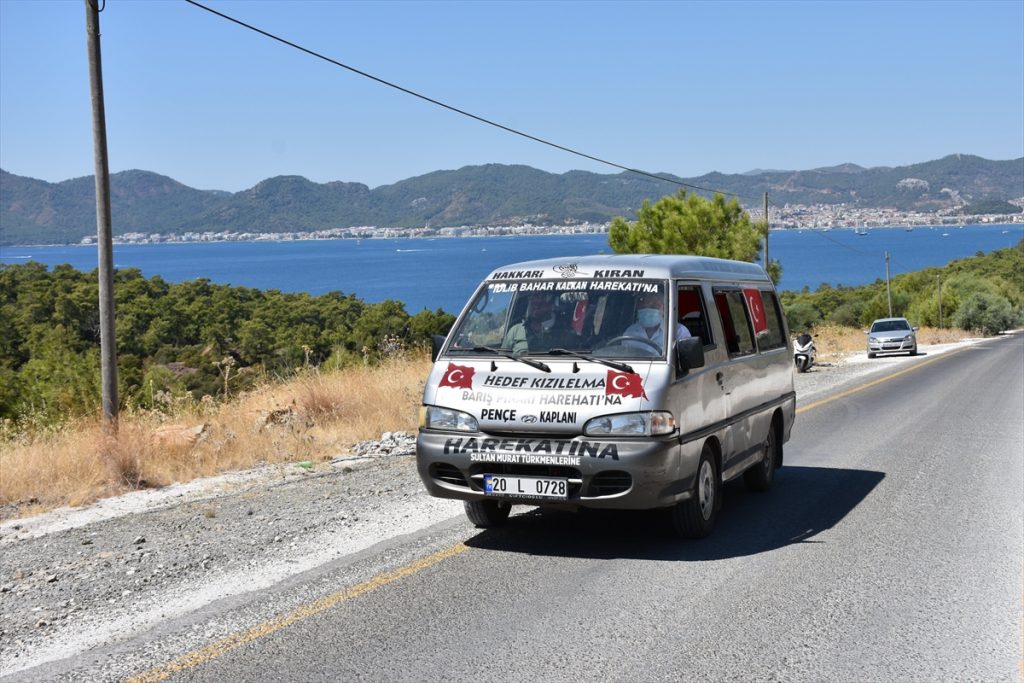 elmaci dedenin mehmetcik sevgisi 6 "Elmacı Dede"nin Mehmetçik sevgisi hem gururlandırıyor hem de duygulandırıyor