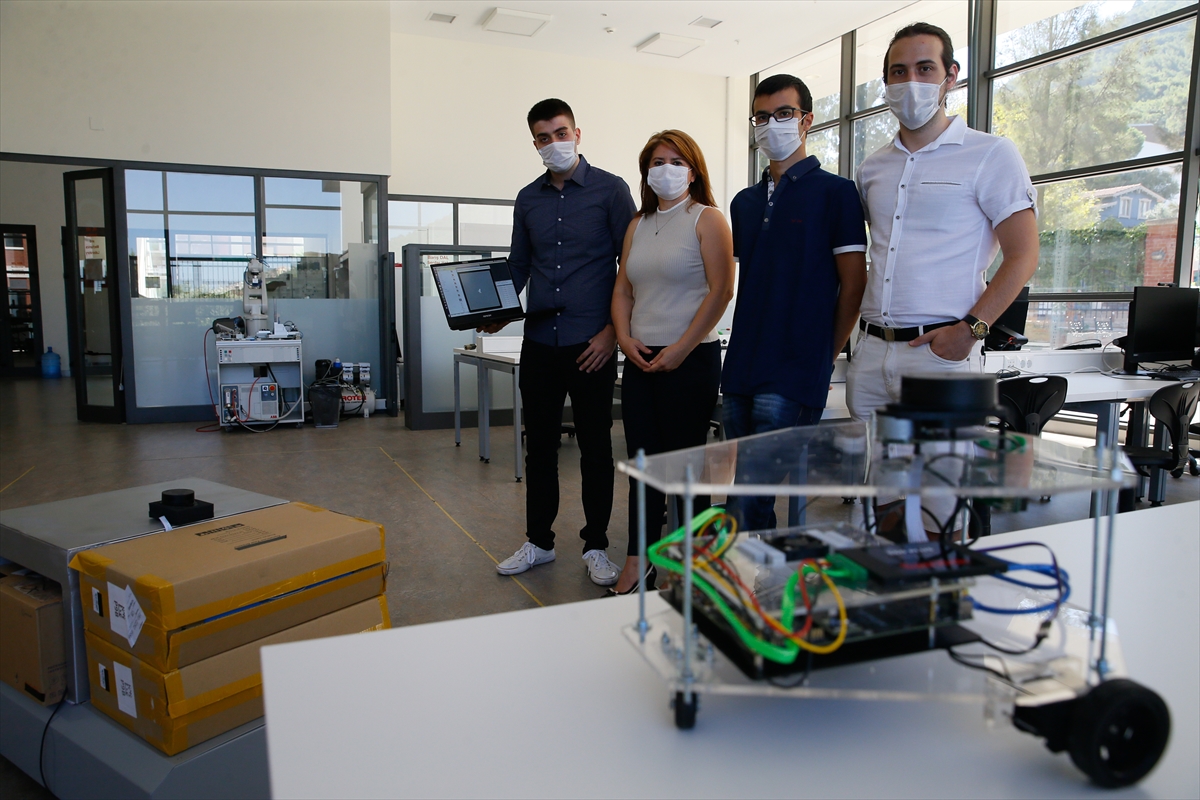 izmir-ekonomi-universitesi