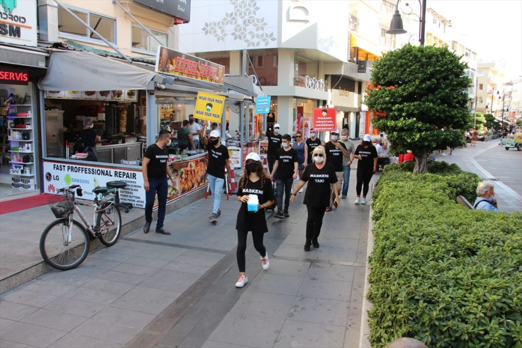 kovid 19 haberleri Marmarisli öğrencilerden, "Kovid-19 tedbirlerine uyun" etkinliği