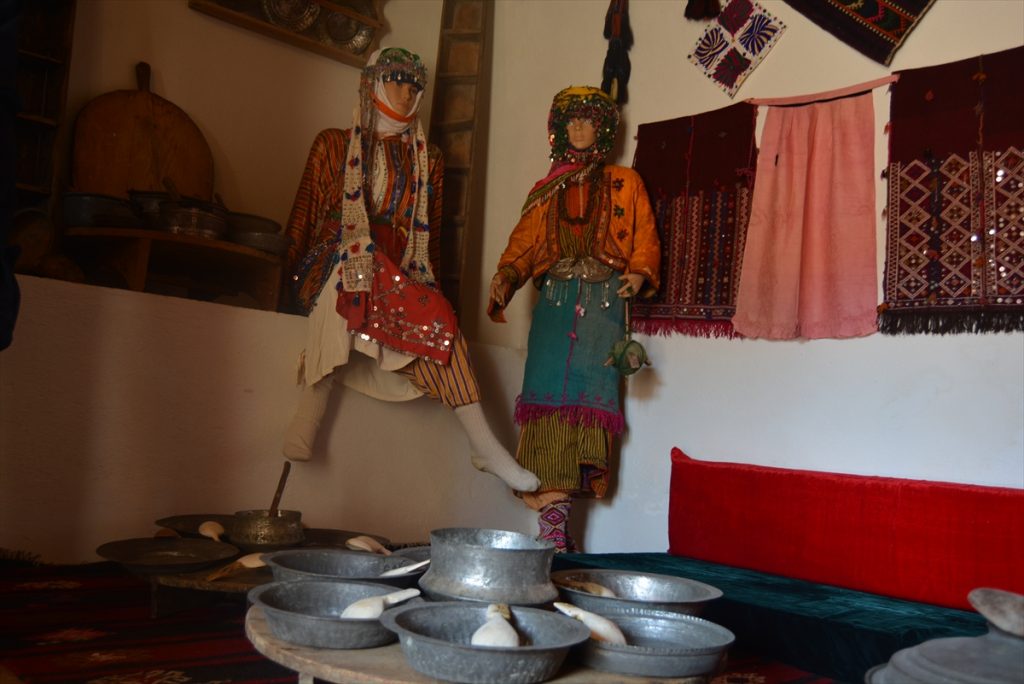 soma da kultur evi acildi 1 Soma'da kültür evi açıldı