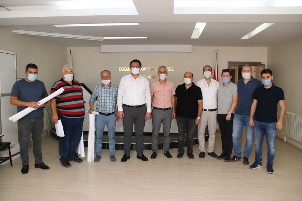 tavas ta toplulastirma yapilan mahallelerde tapular teslim edildi 1 Tavas'ta toplulaştırma yapılan mahallelerde yeni tapular teslim edildi