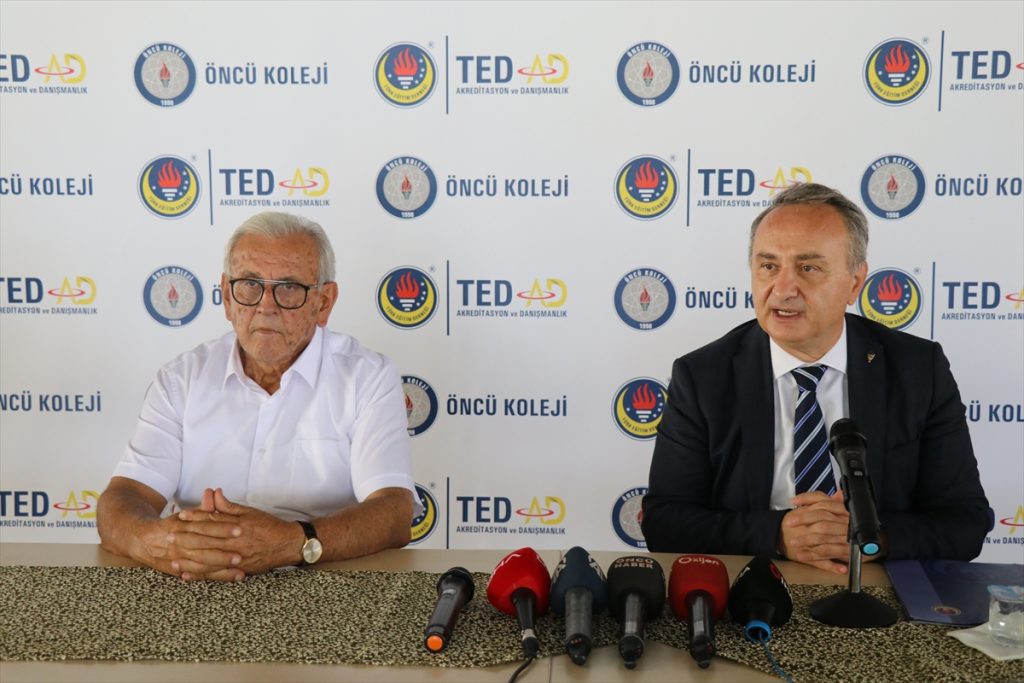 ted baskani aciklamalarda bulundu 2 TED Genel Başkanı Pehlivanoğlu: "Bizim birinci hedefimiz, insan yetiştirmektir"