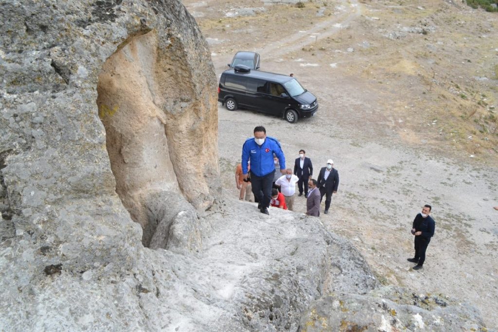 vali gokmen cicek frigya vadisi nde inceleme gezisi yapti 3 Vali Gökmen Çiçek, Frigya Vadisi'nde inceleme gezisi yaptı