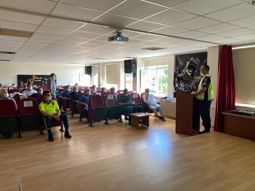 14 okul servis aracina 3 bin 552 tl cezai islem uygulandi 1 YfPFzj7O 14 okul servis aracına 3 bin 552 TL cezai işlem uygulandı