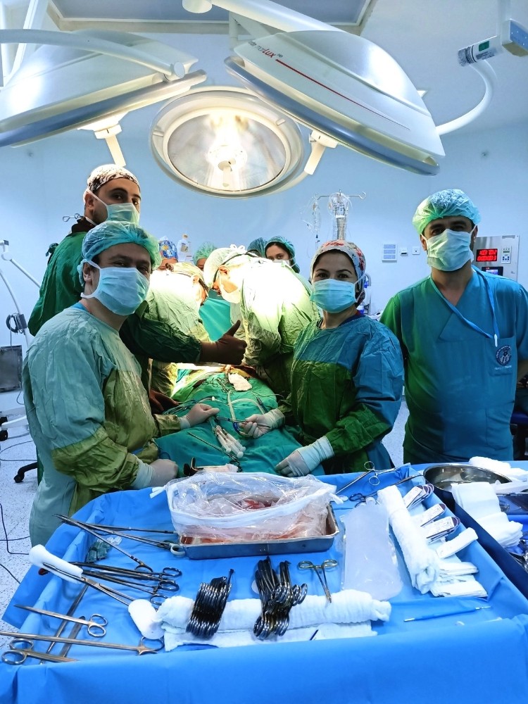 16 yasindaki taner annesinin bobregiyle hayata tutundu 4 QYKRIaXj 16 yaşındaki Taner, annesinin böbreğiyle hayata tutundu