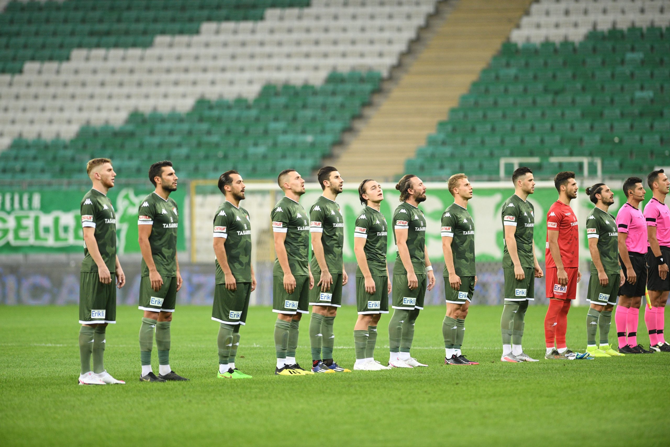 BURSASPOR'UN KADRO DEĞERİ 4,5 YILDA 600 MİLYON TL DÜŞTÜ
