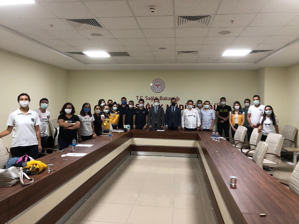 acil servis ekibi cocuklarda ileri yasam destegi egitimi aldi 0 8u9KH1CX Acil Servis ekibi ’Çocuklarda İleri Yaşam Desteği’ eğitimi aldı