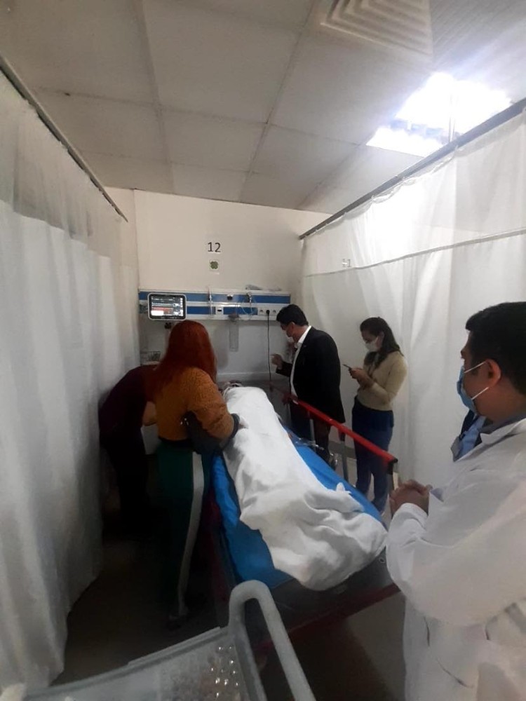 adu rektoru aldemir kaza geciren doktorlari hastanede ziyaret etti 1 EHZT2fV8 ADÜ Rektörü Aldemir, kaza geçiren doktorları hastanede ziyaret etti