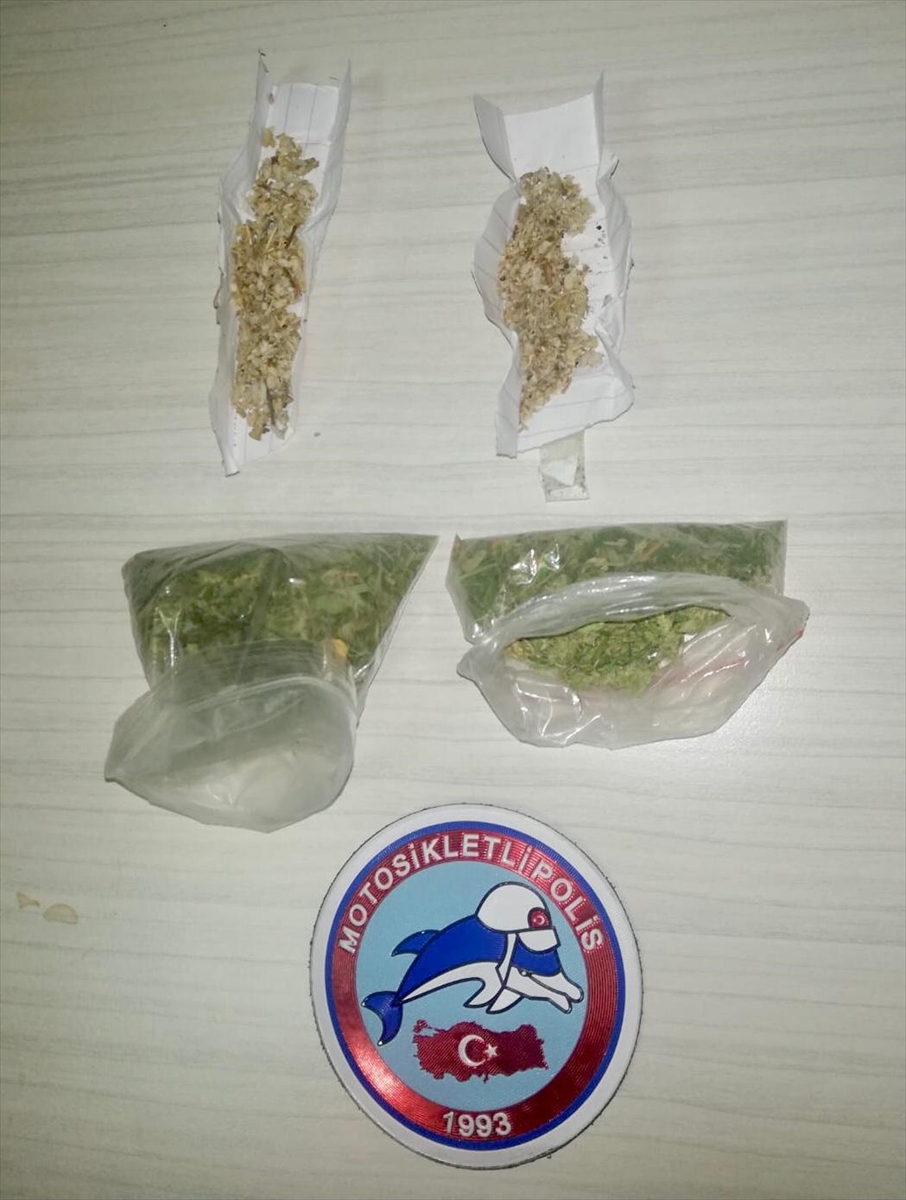 afyonkarahisarda maske takmayan 9 kisiye 8 bin 100 lira ceza verildi 1 Afyonkarahisar'da maske takmayan 9 kişiye 8 bin 100 lira ceza verildi