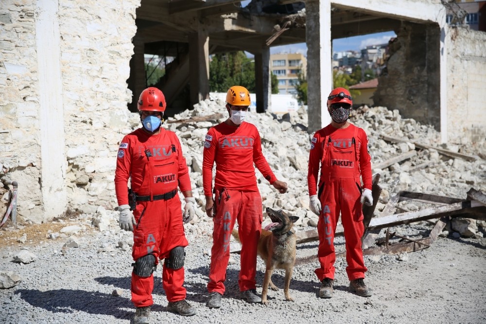 akut kusadasi taris alaninda tatbikat yapti 1 DZGJUpRf AKUT Kuşadası TARİŞ Alanı’nda tatbikat yaptı