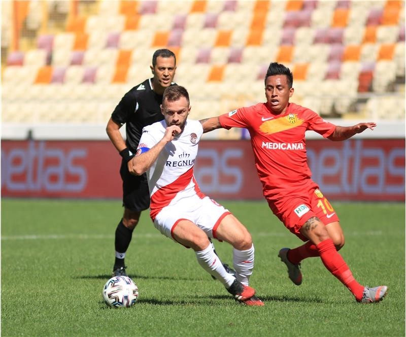 antalyasporun dis sahadaki yenilmezlik serisi sona erdi 1 dkR4JkZ9 Antalyaspor’un dış sahadaki yenilmezlik serisi sona erdi