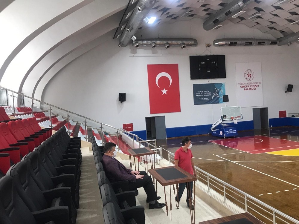 ataturk kapali spor salonu yeni gorunumune kavustu 4 2WsGOD5U Atatürk Kapalı Spor Salonu yeni görünümüne kavuştu