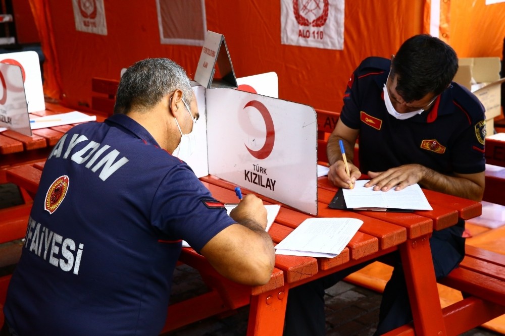 ates savascilari bu sefer kan vermek icin seferber oldu 1 E8BJ9mIF Ateş savaşçıları bu sefer kan vermek için seferber oldu