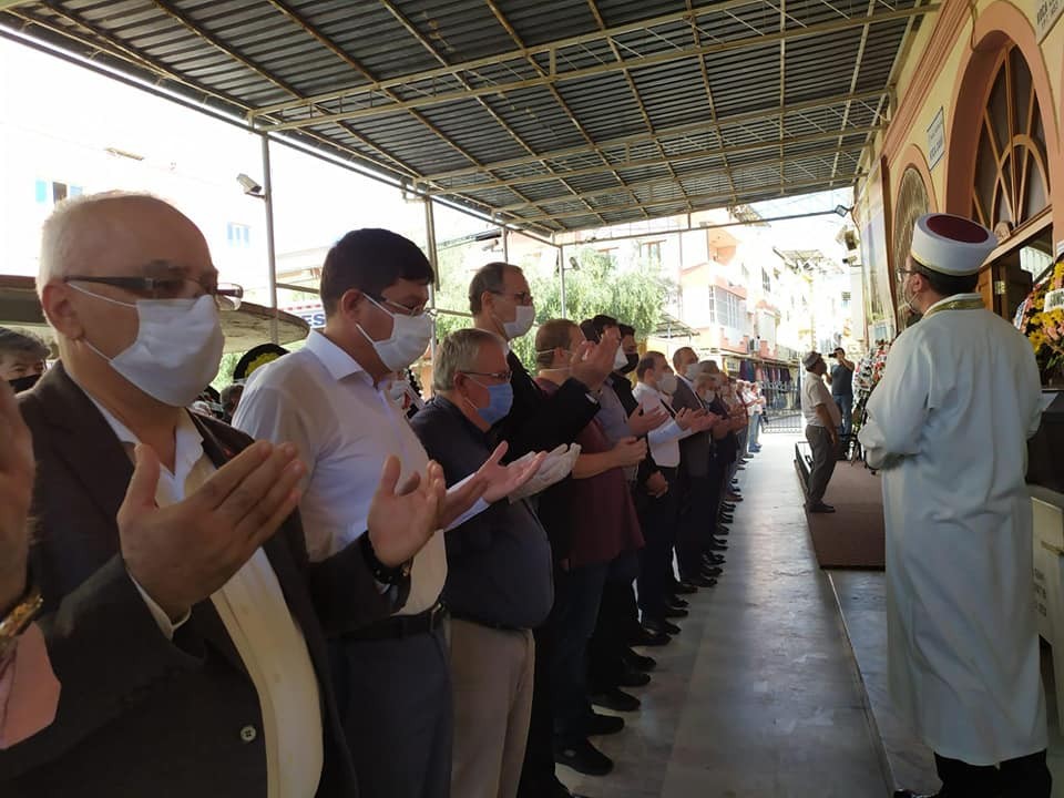 aydin tabip odasi baskani ulku son yolculuguna ugurlandi 0 Aydın Tabip Odası Başkanı Ülkü, son yolculuğuna uğurlandı