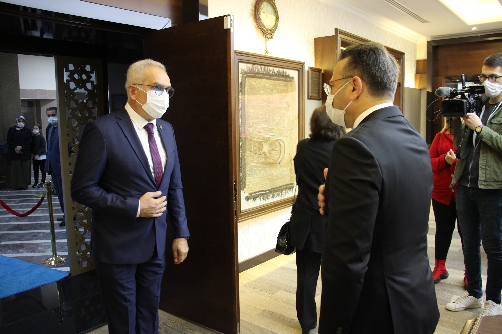 aydinda 29 ekim cumhuriyet bayrami kutlandi 2 zfRdTHTy Aydın’da 29 Ekim Cumhuriyet Bayramı kutlandı